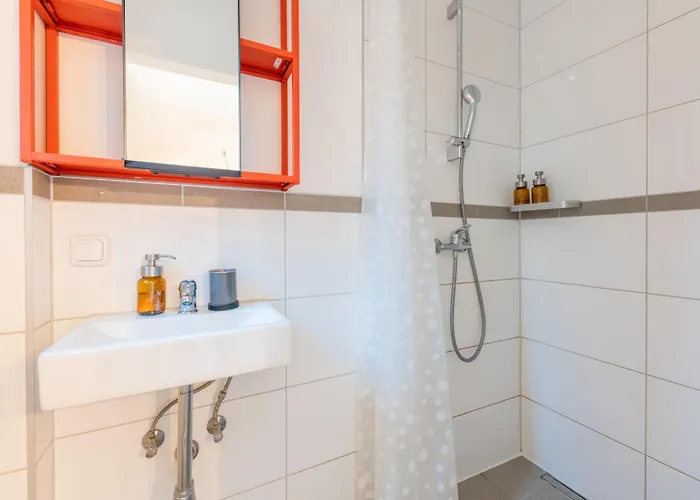 Urban Retreat By Awesome Appartement